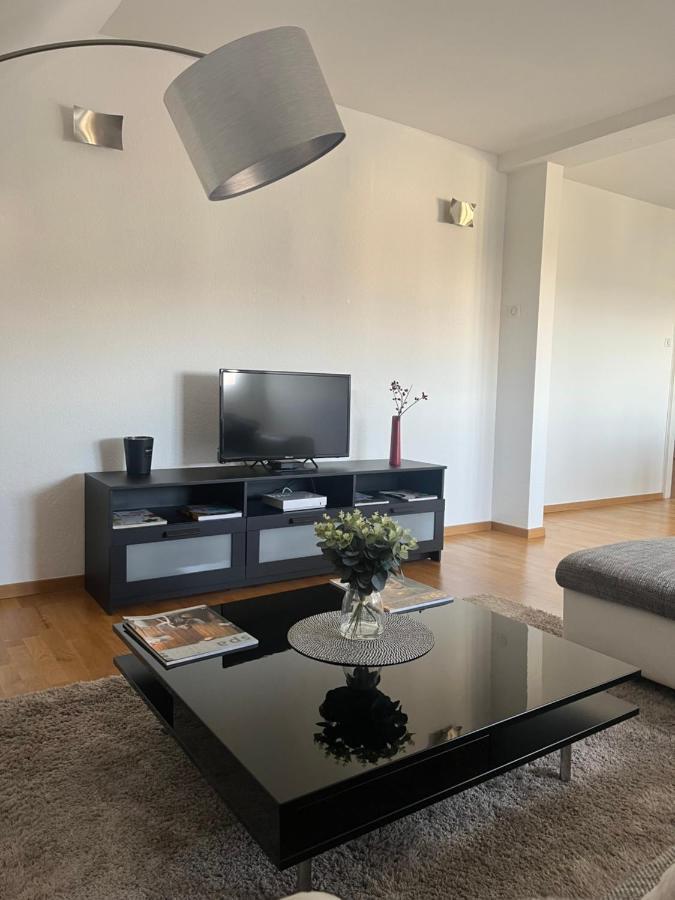 Superbe Au Centre + Parking Privé *